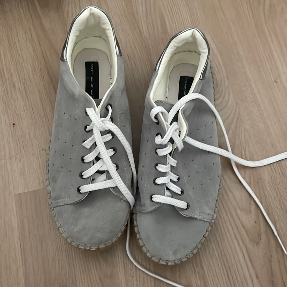 NEVER WORN!